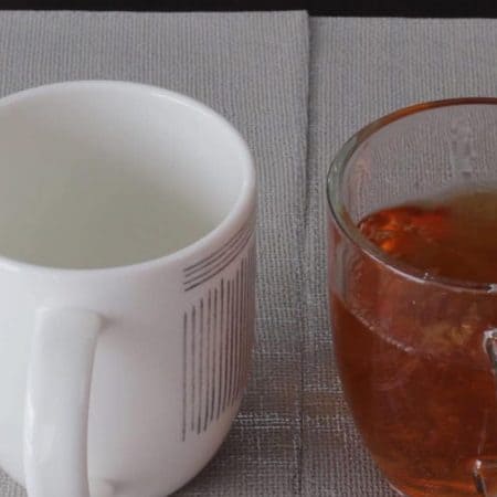 pouring tea in two cups drinks video
